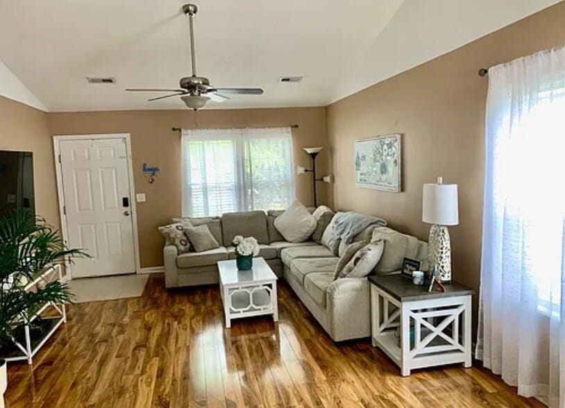 Building Photo - 601 Tisbury Ln