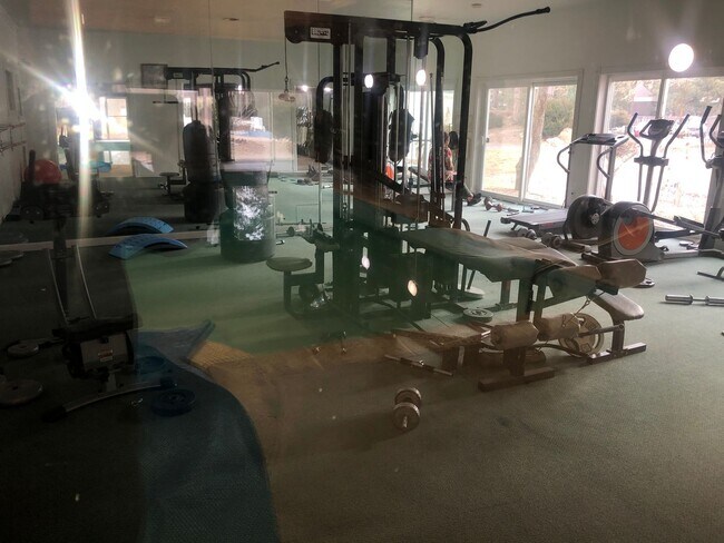 Building Photo - 2 Bedroom Condo in Southeast Denver