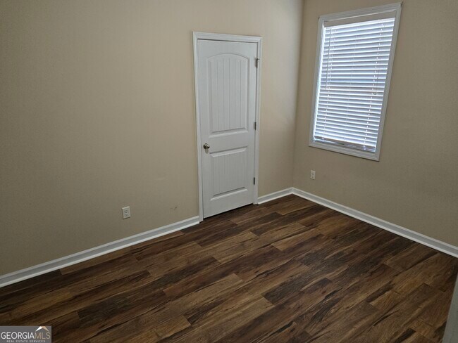 Building Photo - 7814 Bluefin Trail