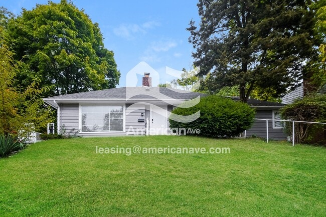 Building Photo - 1030 Crane Ct
