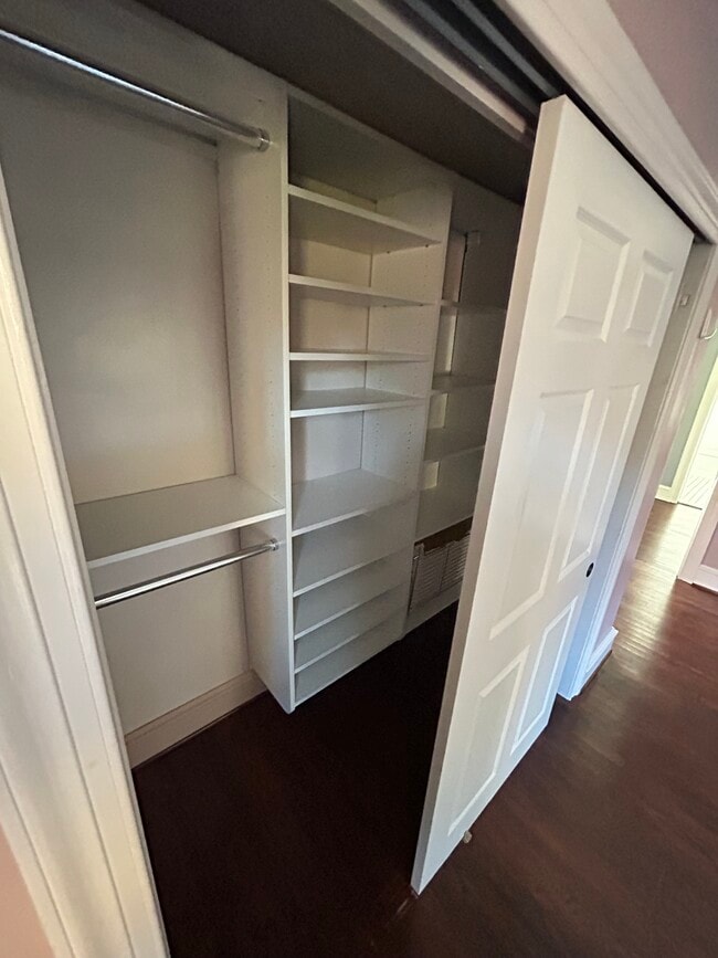 Building Photo - 1210 Fairview Ave