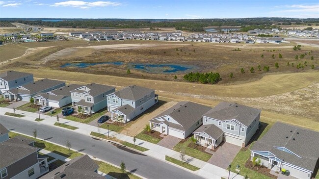 Building Photo - 3028 Namaste Dr