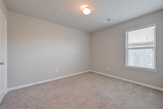 Building Photo - 2206 Mirror Ridge Ct