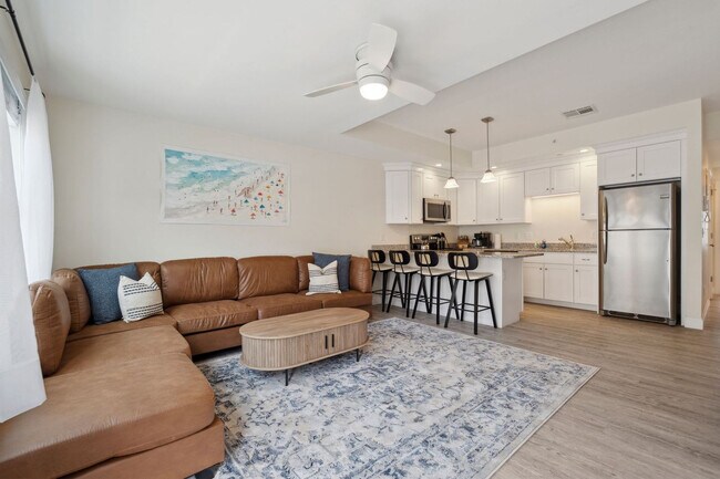 Building Photo - 128 Ashworth Ave