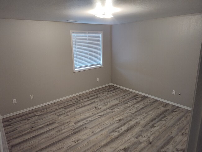 Building Photo - 4211 Holland Ln