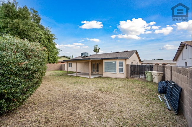 Building Photo - 3Bed/2Bath House at Thunderbird/59th Ave! Ready for Immediate Move-In! – RV GATE!