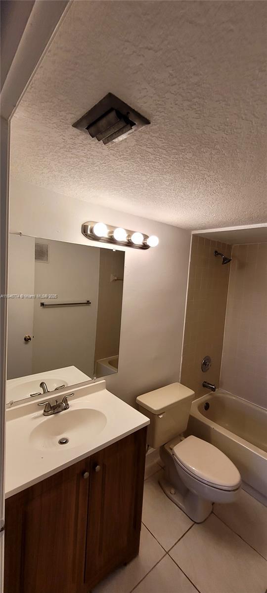 Building Photo - 8100 Geneva Ct