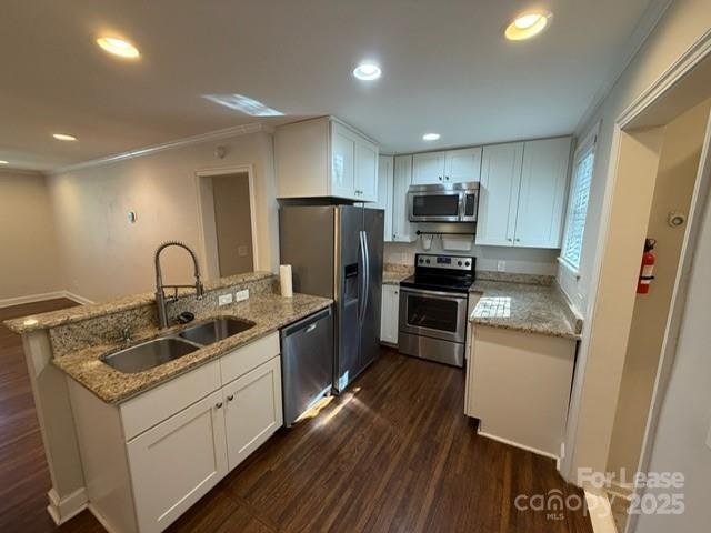 Building Photo - 1432 Winston Dr