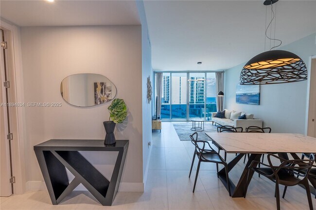 Building Photo - 17550 Collins Ave