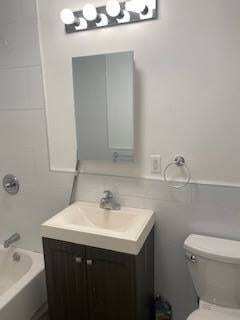 Building Photo - 58-61 54th Street Unit 2