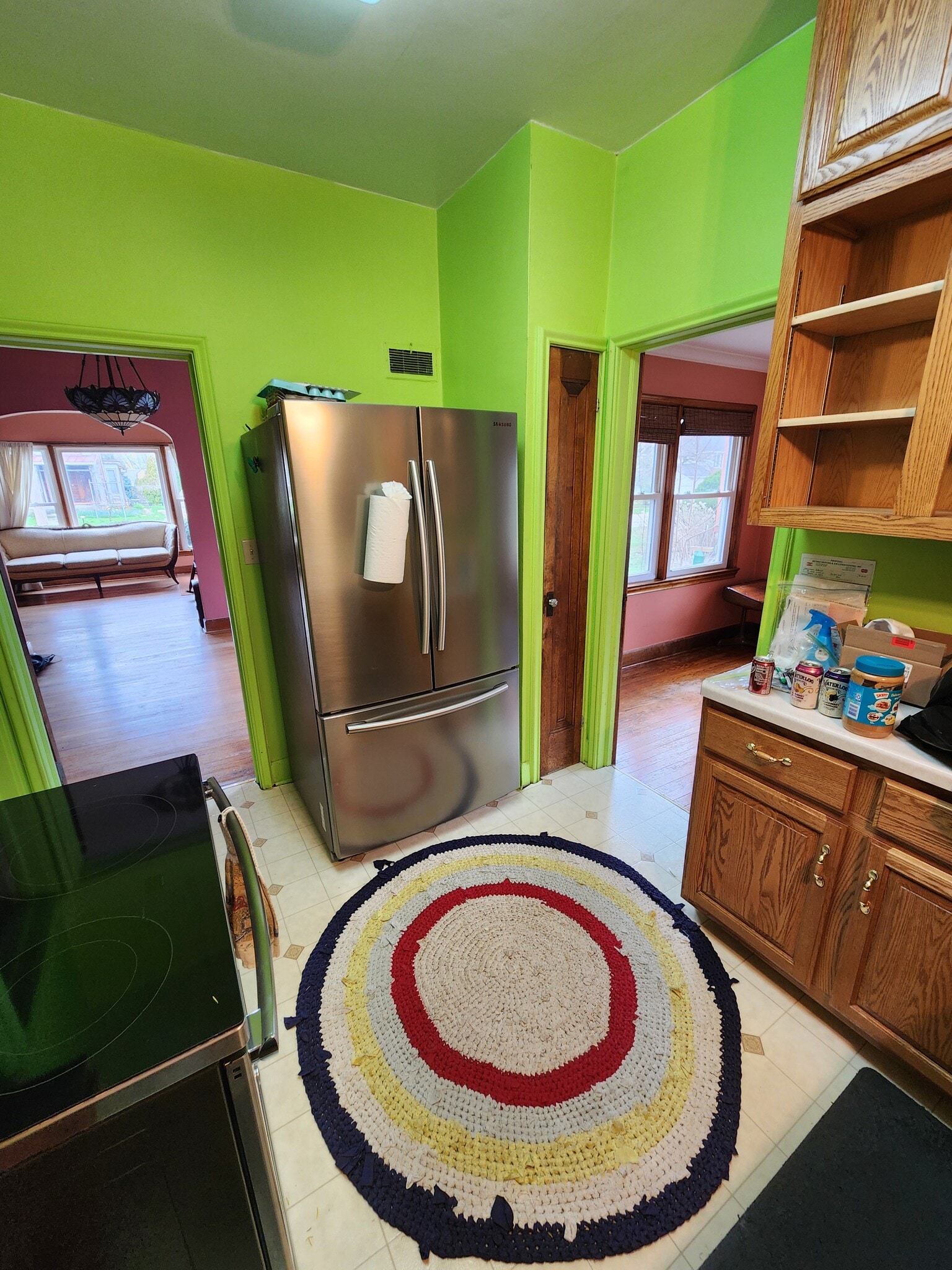 Kitchen - 134 W Lincoln St