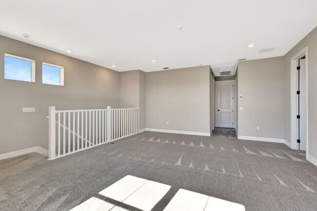 Building Photo - 10901 Stellar Cir