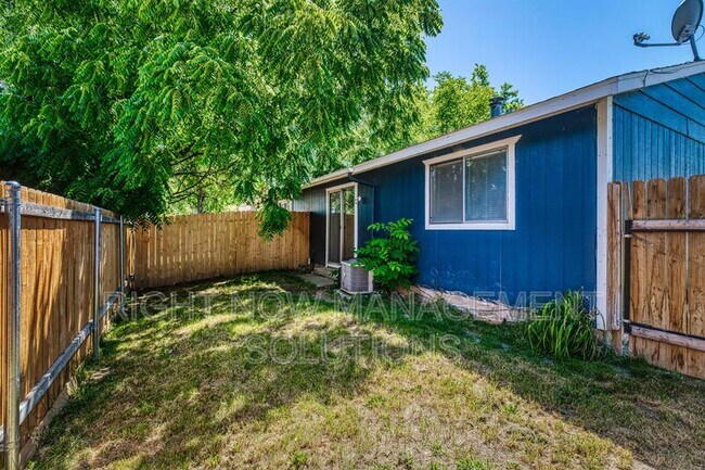 Building Photo - 2776 Reno Way