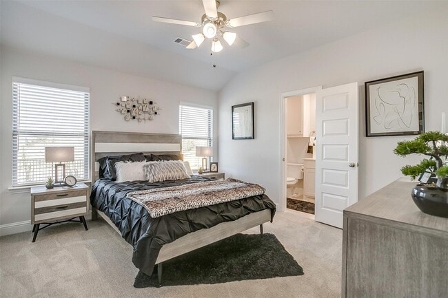 Building Photo - 6618 Ellesmere Dr