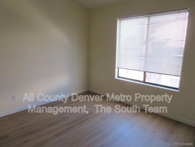 Building Photo - 7394 S Alkire St