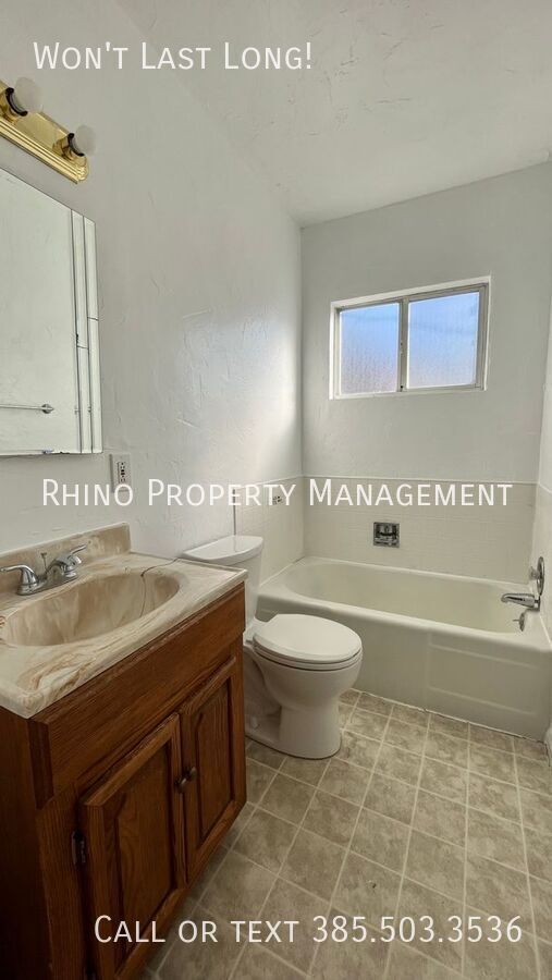 Building Photo - 2806 Van Buren Ave