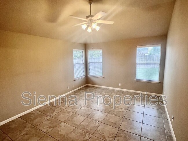 Building Photo - 2509 Elara Dr