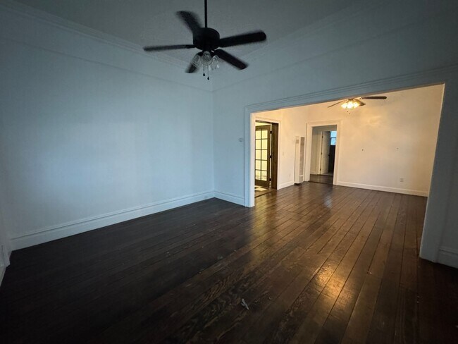 Building Photo - 321 B St