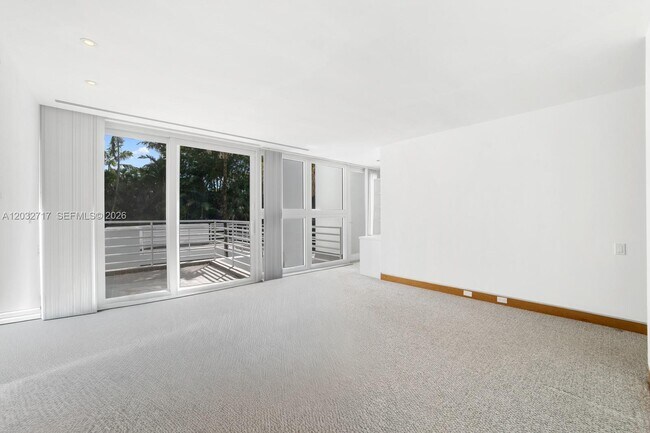 Building Photo - 6070 SW 128th St