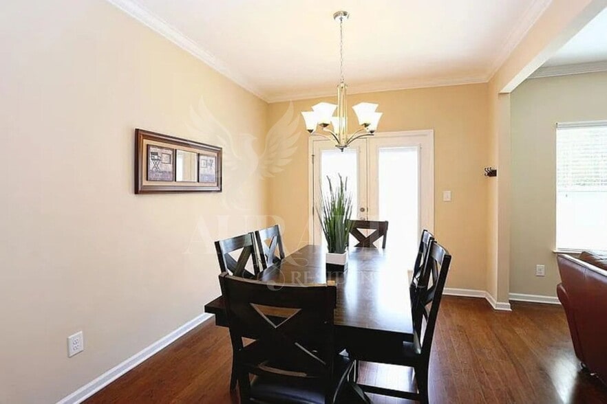 Building Photo - 451 Shakespeare Dr