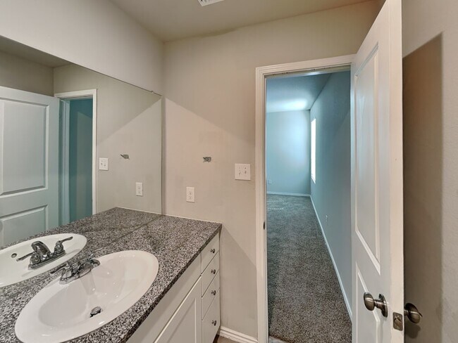 Building Photo - 7310 Adaja Riv