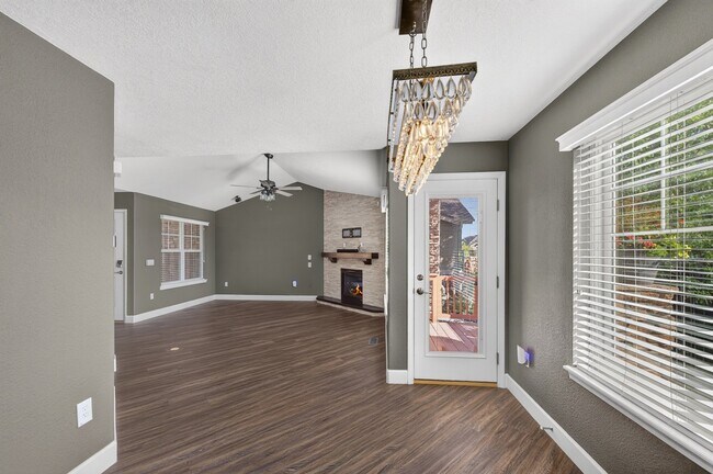 Building Photo - 22015 E Jamison Pl