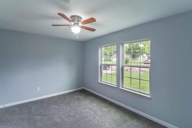 Building Photo - 4118 Groton Dr
