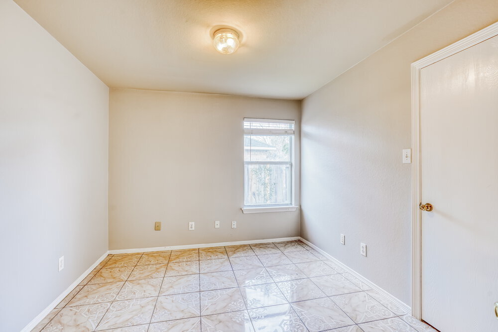 Building Photo - 21030 Stoney Haven Dr