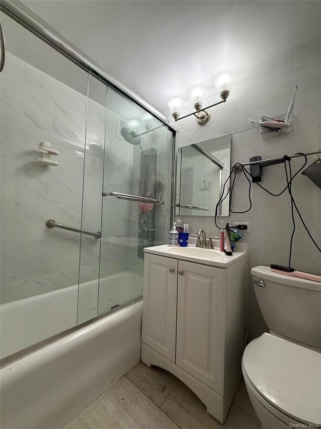 Building Photo - 5 Tudor City Pl