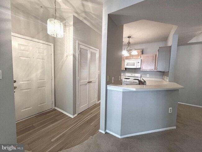 Building Photo - 9312 Groffs Mill Dr