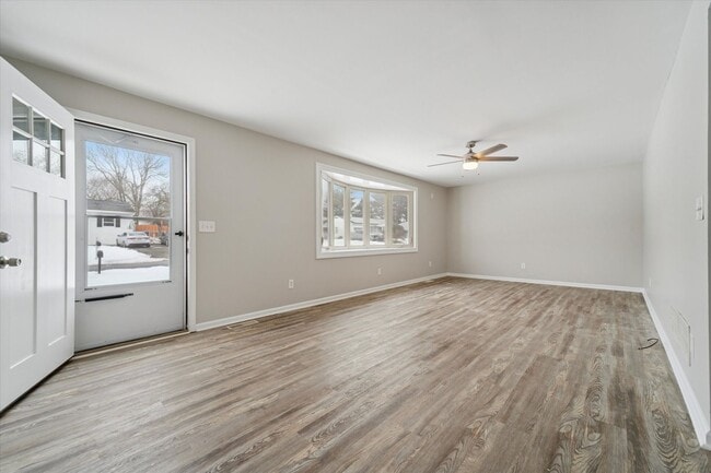 Building Photo - 3 bed 1 Bath Single family home in Valley Township