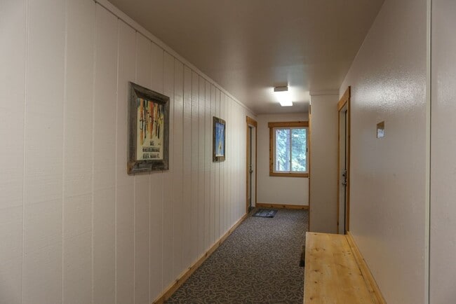 Building Photo - Walk to everything! Partially Furnished! Flexible lease terms!