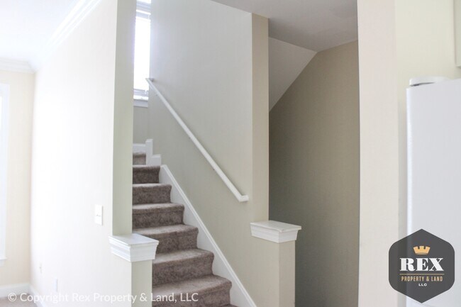 Building Photo - 112 Landing Dr