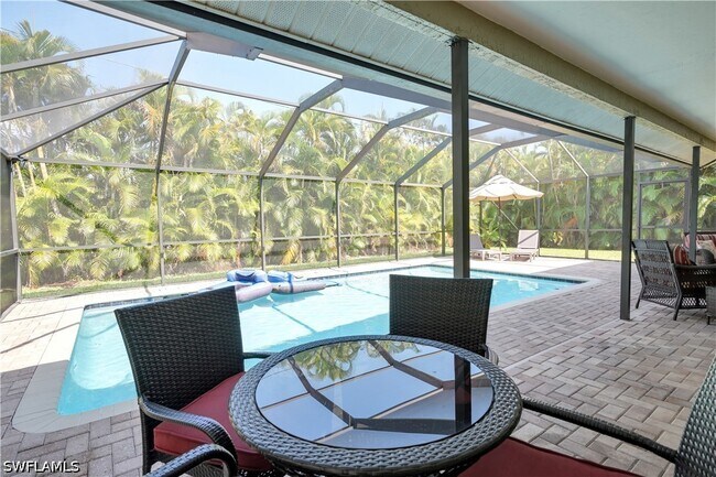 Building Photo - 3749 SW 1st Pl