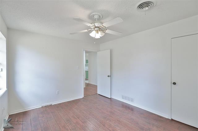 Building Photo - 2318 Westwood Dr