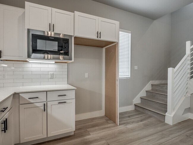 Building Photo - Beautiful New Construction Home in Edmond/Oklahoma City