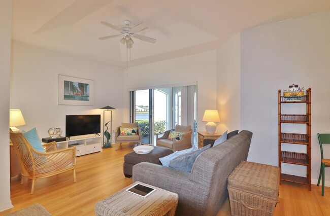 Building Photo - 1812 Sandhill Crane Dr
