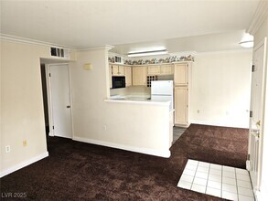 Building Photo - 5710 E Tropicana Ave