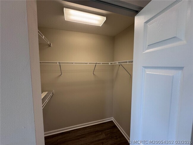 Building Photo - 11239 SW Barton Way