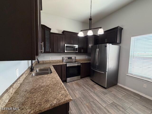 Building Photo - 14981 Vechot Dr