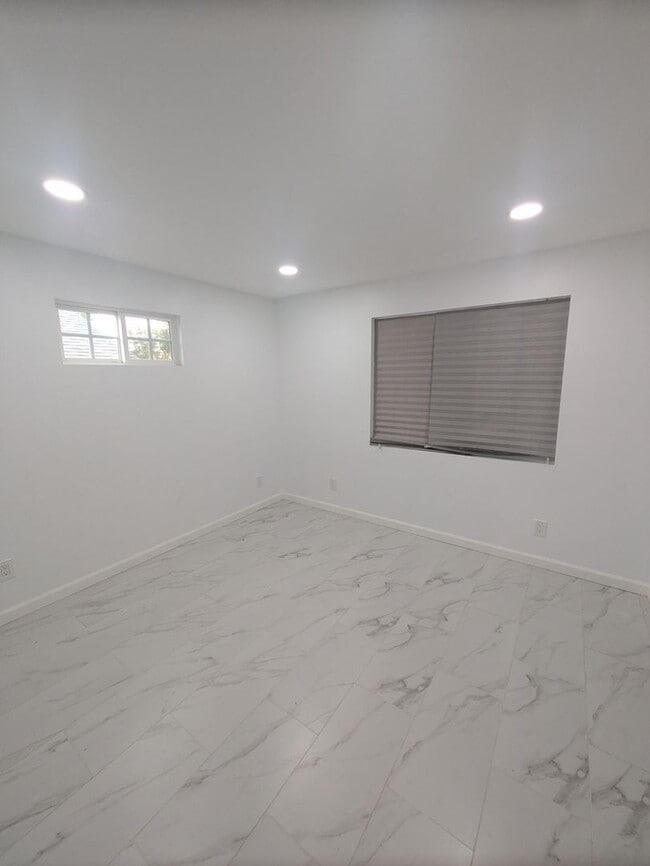 Building Photo - Charming 2/1 bath ADU- in an Ideal Location close to down town Claremont!