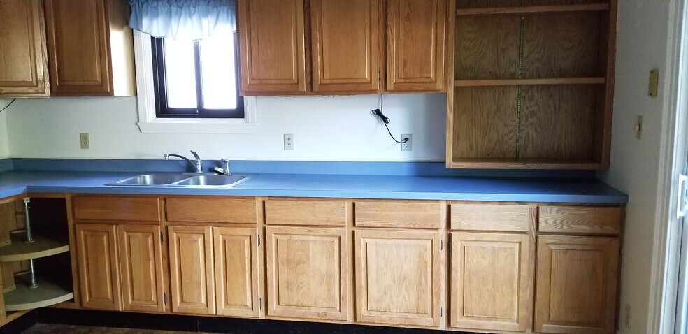 Kitchen - 69 Cypress St