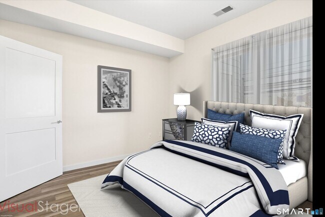 Building Photo - 71 Connecticut Ave