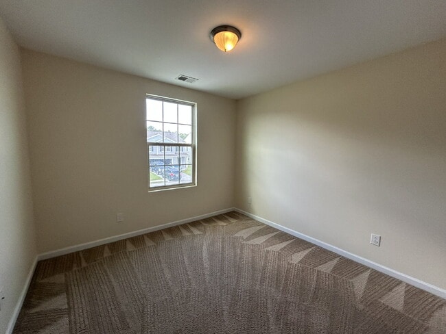 Building Photo - Home for Rent