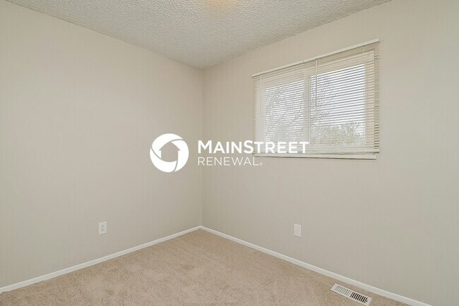 Building Photo - 3 Bedroom Pet-Friendly Home in Colorado Springs, CO with Main Street Renewal