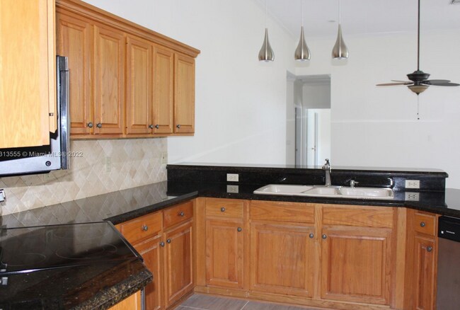 Building Photo - 2644 Miller Ct