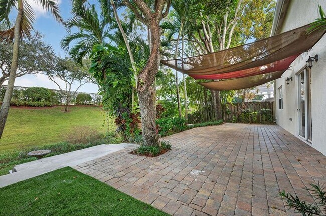 Building Photo - 6249 NW 78th Manor