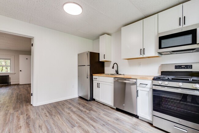 Building Photo - 2059 Fair Ave