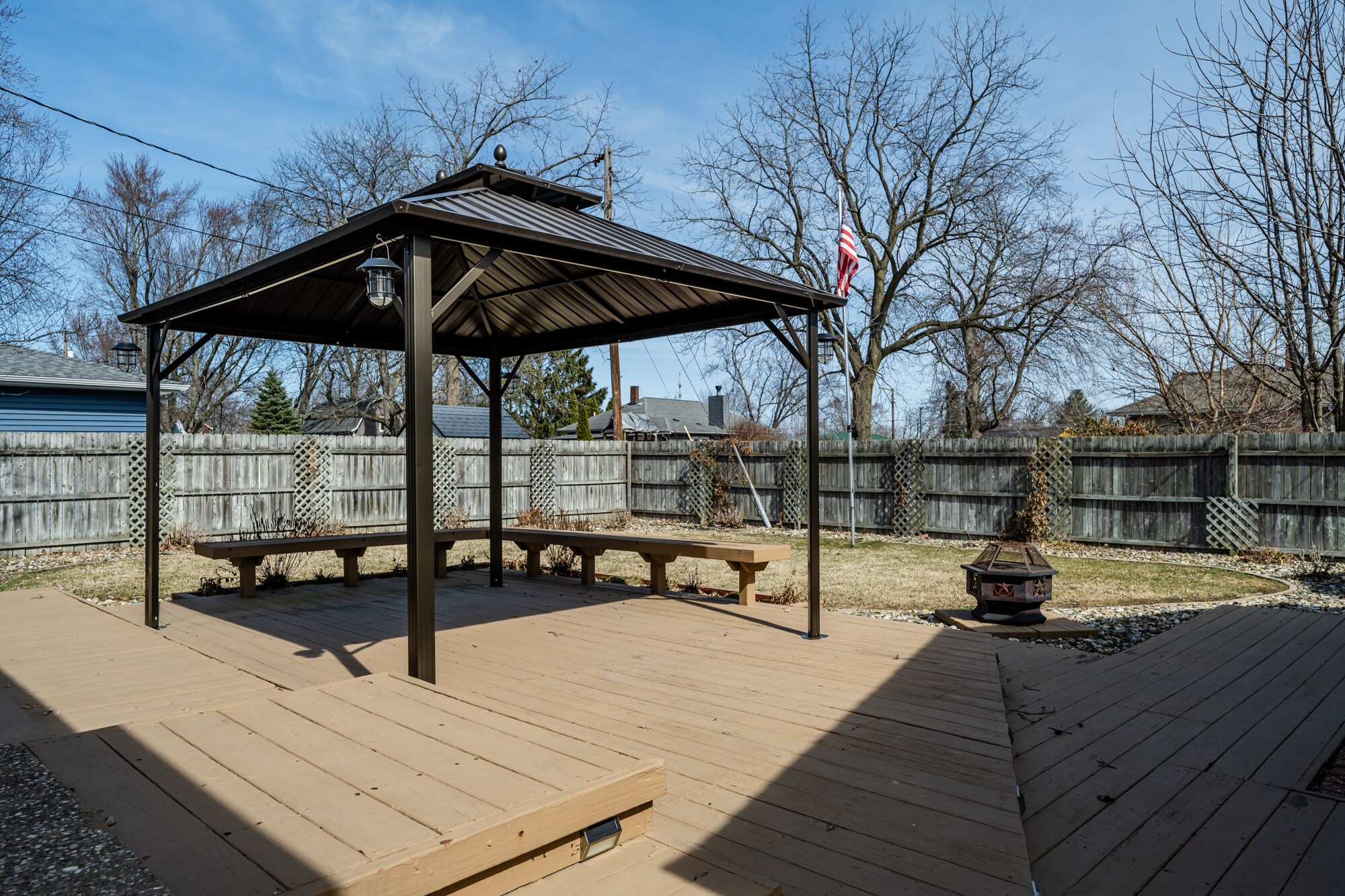 Building Photo - 2767 Oakwood Ln