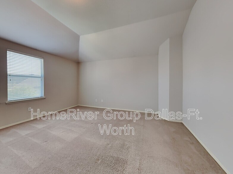 Building Photo - 5900 Calloway Dr